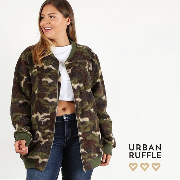 Teddy Fleece Camo Bomber Jacket - Picture 2 of 6